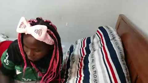 Snapshot of maui_001 chatting on October 2025 01:20:02 PM moh online show from October 2025 01:20:02 PM