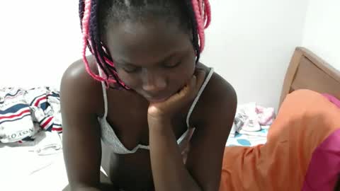 Snapshot of maui_001 chatting on October 2025 11:25:02 PM moh online show from October 2025 11:25:02 PM