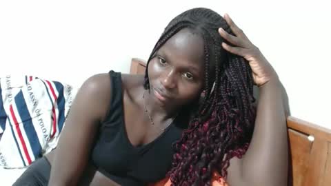 Snapshot of maui_001 chatting on November 2025 12:24:01 AM moh online show from November 2025 12:24:01 AM