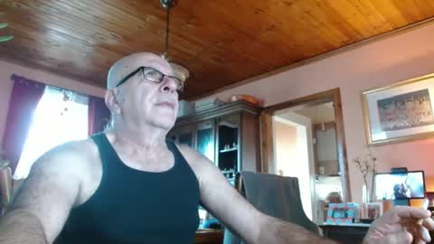 Maurice online show from February 2025 01:46:02 PM