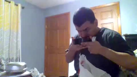 Snapshot of mauricescott chatting on March 2026 01:32:02 AM mauricescott online show from March 2026 01:32:02 AM