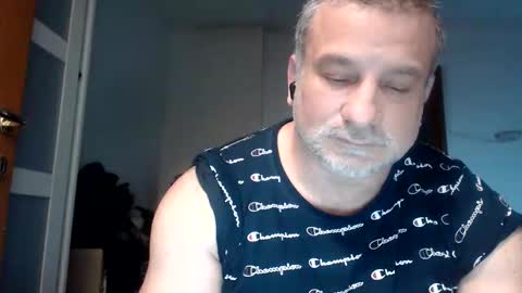 Snapshot of mauro1971 chatting on March 2026 10:40:01 PM mauro1971 online show from March 2026 10:40:01 PM