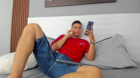 mauro_boy online show from June 2026 07:56:01 PM