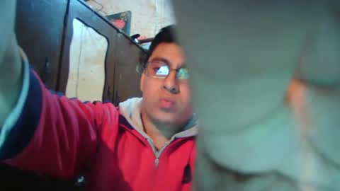 Snapshot of maurodirty chatting on February 2025 07:40:01 AM Mauro online show from February 2025 07:40:01 AM