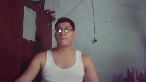 Snapshot of maurodirty chatting on March 2025 10:48:02 PM Mauro online show from March 2025 10:48:02 PM