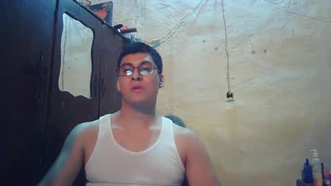 Snapshot of maurodirty chatting on March 2025 05:53:01 AM Mauro online show from March 2025 05:53:01 AM