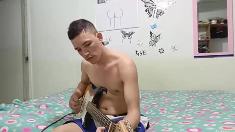 Snapshot of mauroluxandra chatting on January 2025 11:47:01 PM mauroluxandra online show from January 2025 11:47:01 PM