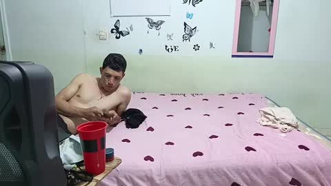 Snapshot of mauroluxandra chatting on February 2025 02:40:02 AM mauroluxandra online show from February 2025 02:40:02 AM