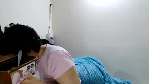 mauroluxandra online show from June 2026 02:24:02 AM