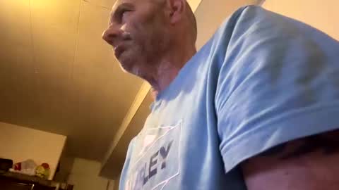 maverick7000 online show from November 2025 04:44:01 AM