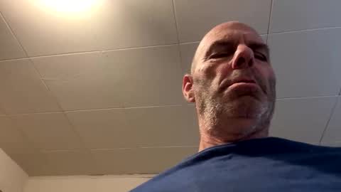 maverick7000 online show from December 2025 09:09:01 PM