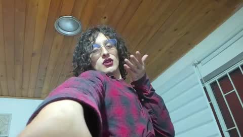 Snapshot of maverick_angel chatting on April 2026 04:34:01 PM Maverick online show from April 2026 04:34:01 PM