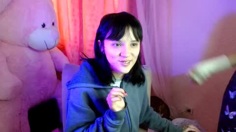 mavimist_ online show from February 2025 10:21:02 PM