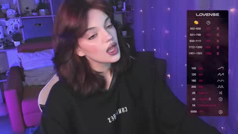 Snapshot of mavis_crystal chatting on February 2025 09:23:01 PM Mavis online show from February 2025 09:23:01 PM