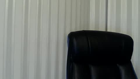 Snapshot of mavka2025 chatting on November 2025 08:57:02 AM Mavka2025 online show from November 2025 08:57:02 AM