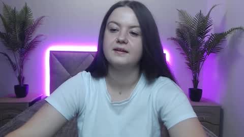 Snapshot of mavkacute chatting on September 2025 06:08:02 PM MavkaCute online show from September 2025 06:08:02 PM