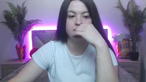 Snapshot of mavkacute chatting on September 2025 06:24:02 PM MavkaCute online show from September 2025 06:24:02 PM