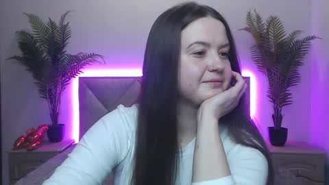 Snapshot of mavkacute chatting on October 2025 06:40:02 PM MavkaCute online show from October 2025 06:40:02 PM