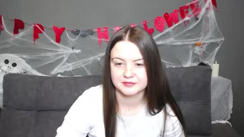 Snapshot of mavkacute chatting on October 2025 06:31:01 PM MavkaCute online show from October 2025 06:31:01 PM