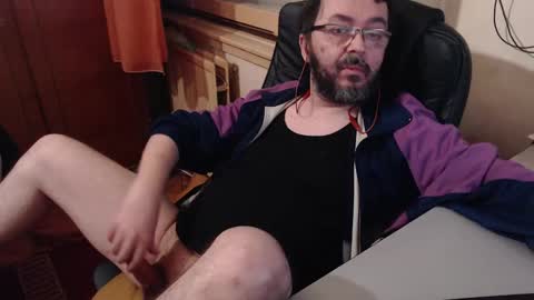 Snapshot of max818k chatting on December 2024 08:07:02 AM Max online show from December 2024 08:07:02 AM