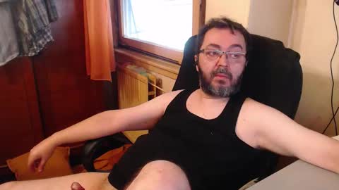 Snapshot of max818k chatting on September 2025 06:02:02 AM Max online show from September 2025 06:02:02 AM