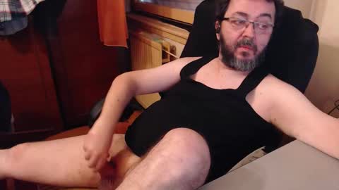 Snapshot of max818k chatting on October 2025 01:56:02 PM Max online show from October 2025 01:56:02 PM