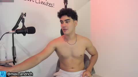 Snapshot of max__andrich chatting on February 2026 09:26:02 AM Max... online show from February 2026 09:26:02 AM