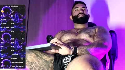 max__prada online show from October 2025 01:36:02 AM