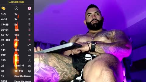 max__prada online show from May 2026 03:01:01 AM