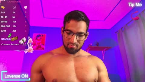 Snapshot of max_brown21 chatting on February 2025 11:48:01 PM max_brown21 online show from February 2025 11:48:01 PM