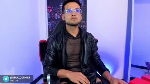 Snapshot of max_conor_ chatting on January 2025 02:51:01 AM Max Conor online show from January 2025 02:51:01 AM