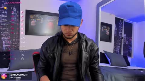 Snapshot of max_conor_ chatting on February 2025 11:32:02 AM Max Conor online show from February 2025 11:32:02 AM
