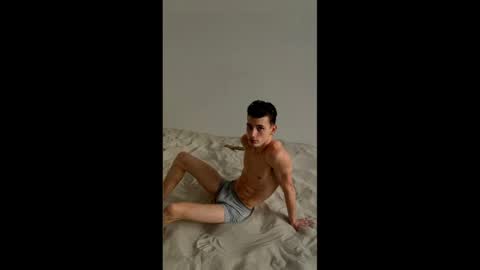 max_foks_ online show from April 2026 10:25:01 AM