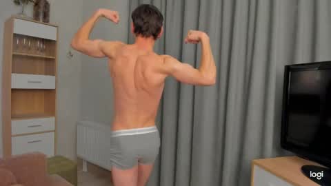max_foks_ online show from May 2026 06:46:01 PM