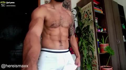 Snapshot of max_greenn chatting on December 2024 05:11:01 PM Max Follow me IGX hereismaxx online show from December 2024 05:11:01 PM