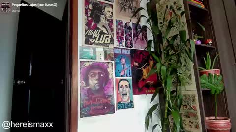 Snapshot of max_greenn chatting on December 2024 06:43:02 PM Max Follow me IGX hereismaxx online show from December 2024 06:43:02 PM