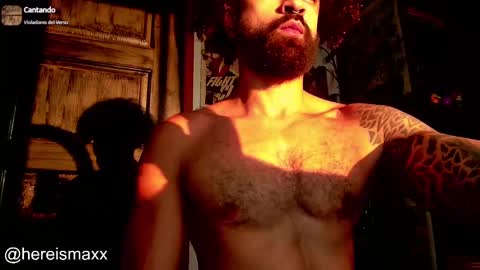 Snapshot of max_greenn chatting on December 2024 11:31:02 AM Max Follow me IGX hereismaxx online show from December 2024 11:31:02 AM