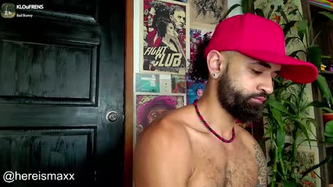 Snapshot of max_greenn chatting on January 2025 11:58:02 AM Max Follow me IGX hereismaxx online show from January 2025 11:58:02 AM