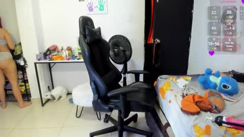 Snapshot of max_konny chatting on March 2025 12:29:02 AM Max konny online show from March 2025 12:29:02 AM