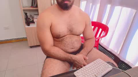max_love25 online show from April 2026 10:18:02 PM