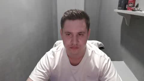 Snapshot of max_marlyn chatting on July 2026 06:25:02 PM Max Marlyn online show from July 2026 06:25:02 PM