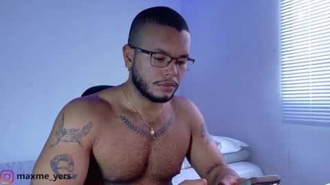 Snapshot of max_meyer chatting on September 2025 09:37:01 PM max_meyer online show from September 2025 09:37:01 PM