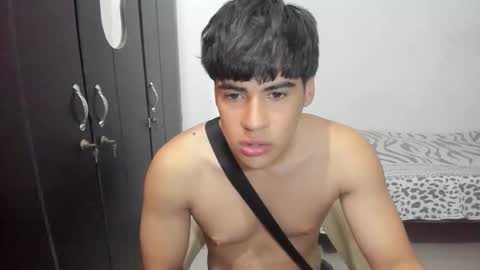 Snapshot of max_miller66 chatting on March 2026 03:18:01 PM Max online show from March 2026 03:18:01 PM