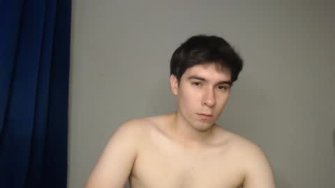 Snapshot of max_snow1616 chatting on October 2025 03:51:02 PM max_snow1616 online show from October 2025 03:51:02 PM