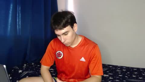 Snapshot of max_snow1616 chatting on October 2025 02:49:01 PM max_snow1616 online show from October 2025 02:49:01 PM