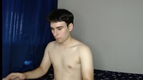 Snapshot of max_snow1616 chatting on October 2025 03:32:01 PM max_snow1616 online show from October 2025 03:32:01 PM