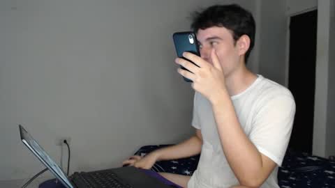 Snapshot of max_snow1616 chatting on October 2025 07:14:01 PM max_snow1616 online show from October 2025 07:14:01 PM