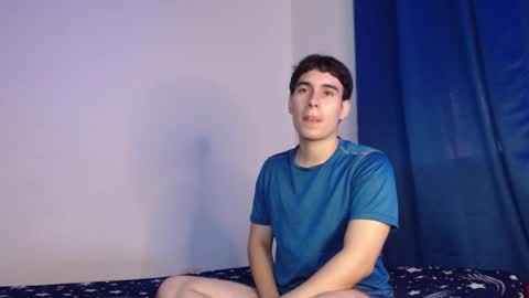 Snapshot of max_snow1616 chatting on December 2025 06:39:01 PM max_snow1616 online show from December 2025 06:39:01 PM