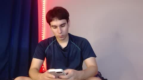 max_snow1616 online show from February 2026 06:23:01 PM