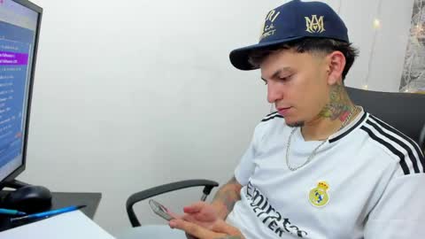 max_sstteel online show from May 2026 01:22:02 AM